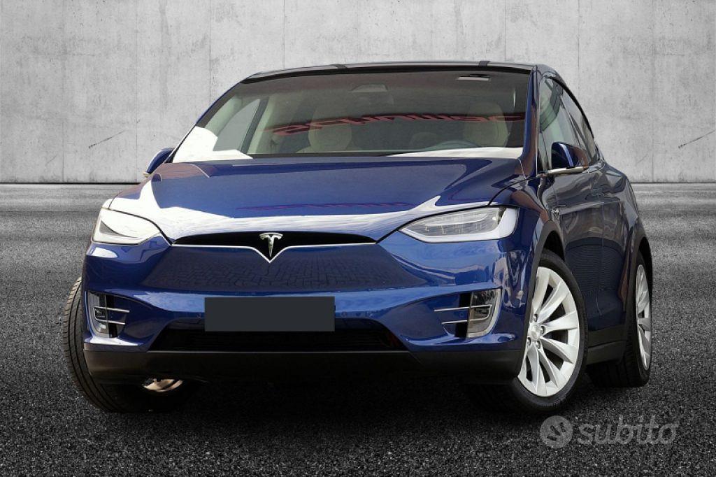 TESLA Model X