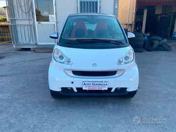 Smart ForTwo 1000 52 kW Super tagliandata Leggi..