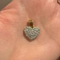 Ciondolo Oro 18k e zirconi