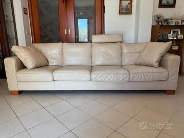 Divano Poltronesofà 4 posti pelle + poggiatesta