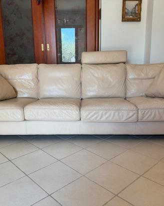 Divano Poltronesofà 4 posti pelle + poggiatesta