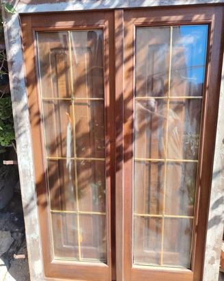 finestra in legno