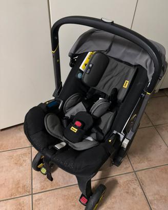 Ovetto passeggino doona+ con 2 basi isofix e acces