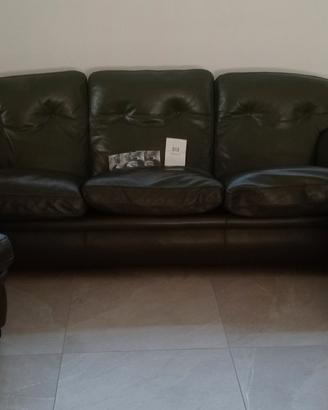 Divano 3 posti e due poltrone Frau
