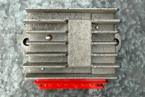 Regolatore tensione piaggio ape 50 cross