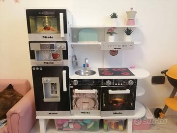 Cucina giocattolo in legno Miele Theo Klein access