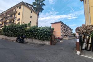Luminoso e rifinito appartamento a Catania
