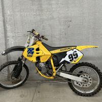 Suzuki rm 125