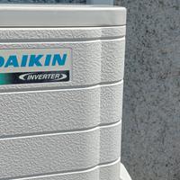 climatizzatore Daikin 12000 Btu inverter 