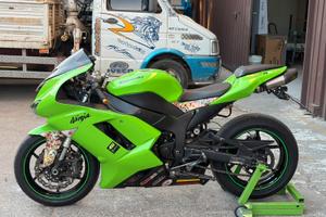 Kawasaki Ninja ZX-6R 2008 Depotenziata A2