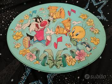 Contenitore latta Titti e Silvestro 