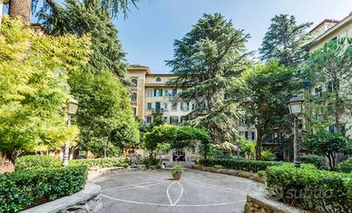 4 LOCALI A ROMA