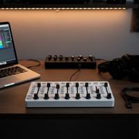 MIDI Control Surface USB – 8 Canali con Fader e Kn