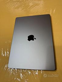 MacBook Pro 14 M1 Pro 10 core  32gb Ram 512 SSD