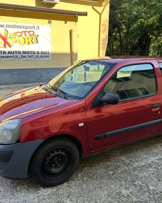 Renault Clio 1.2 cat 3 porte Confort Authentique