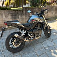 Honda Hornet CB750 + abbigliamento Dainese