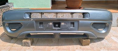 Paraurti anteriore Nissan Terrano 2