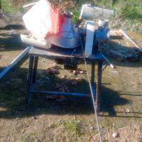 macchina per pomodori per salsa