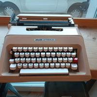 Macchina da scrivere