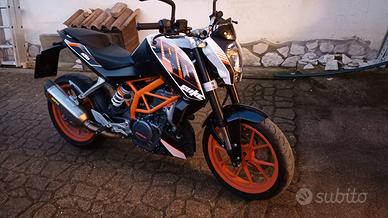 KTM Duke