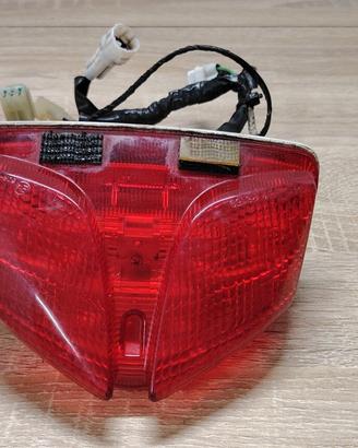 Faro posteriore suzuki gsx r 600 750 k8 k9 k10