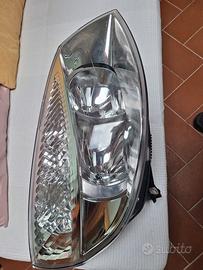 Fari ant dx e sx  NUOVI Renault 