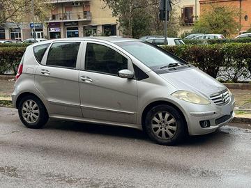 MERCEDES CLASSE A 169 W AUTOMATICA 180 CDI ELEGANC
