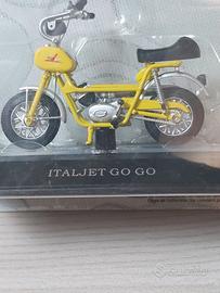 modellino  Italjet Go Go  giallo 