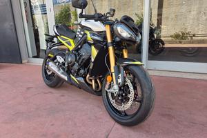 Triumph Street Triple MOTO 2 EDITION