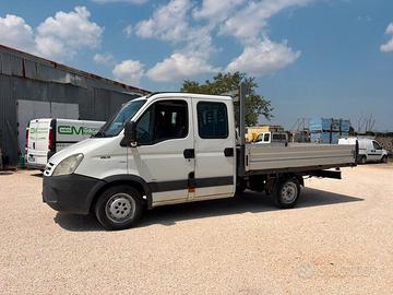 Camion Iveco Daily 29L12 Dop.Cab
