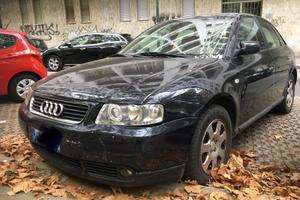 Audi A3 1.6 benzina euro4 anno 2002 LEGGI 👇