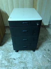 Cassettiera 4 cassetti