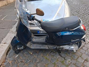 Vespa lx 150
