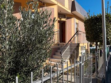 Appartamento indipendente a Falconara Alta