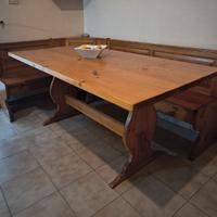 Tavolo con cassapanca