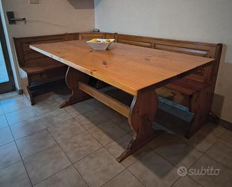 Tavolo con cassapanca