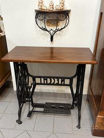 Tavolo da cucito Necchi