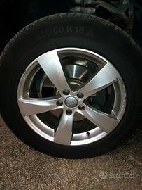 Cerchi originali Audi Q5 18” + gomme invernali Con