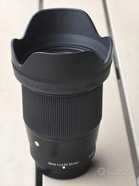 Obiettivo Sigma 16mm f/1.4 DC DN (per Fujifilm)