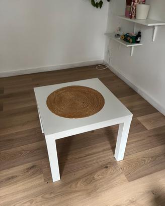 Tavolino da salotto basso bianco