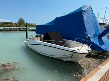 Quicksilver 675 Open