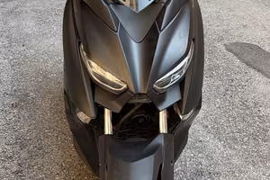 Yamaha XMAX 300 Iron Max ABS - 16.400km - Perfetto