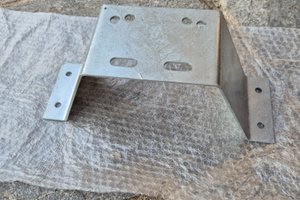 Supporto ruota di scorta rimorchio