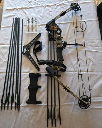 Arco Compound CENWTY 20-70 LBS Set Completo Caccia
