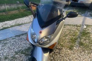 Tmax 500cc revisionato