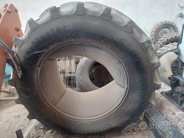 Pneumatico / Gomma per trattore