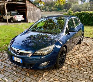 Opel Astra 5p 2.0 cdti Cosmo S 160cv