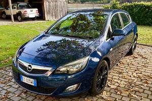 Opel Astra 5p 2.0 cdti Cosmo S 160cv