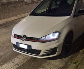 Volkswagen Golf 7 GTI Performance