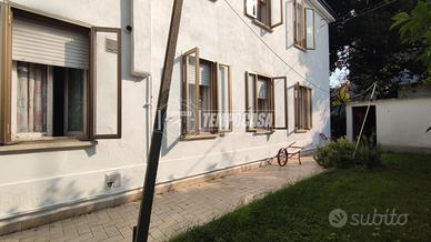 SAN CARLO - CASA SINGOLA CON GIARDINO PRIVATO DI 4